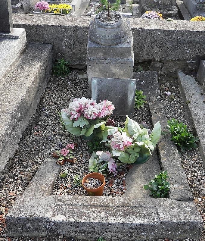 Tombe Ferdinand et Émile MENNESSON